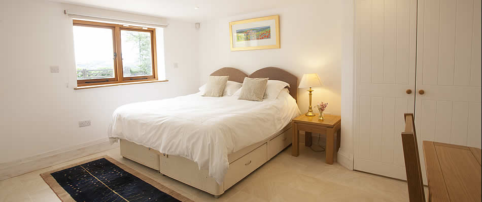 Ground floor bedroom with super king size bed (can be changed to two single beds)
